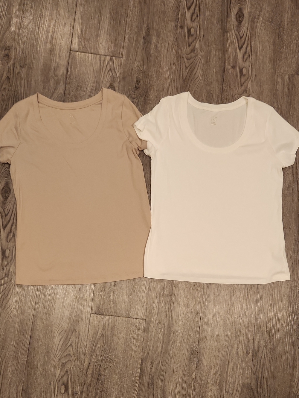 A New Day Women’s Ribbed Scoop Neck Tee - White & Beige XXL